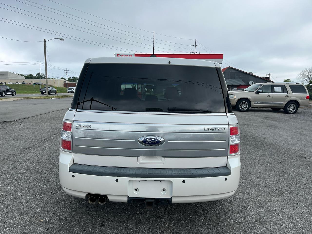 Ford Flex 4dr Limited FWD 2011