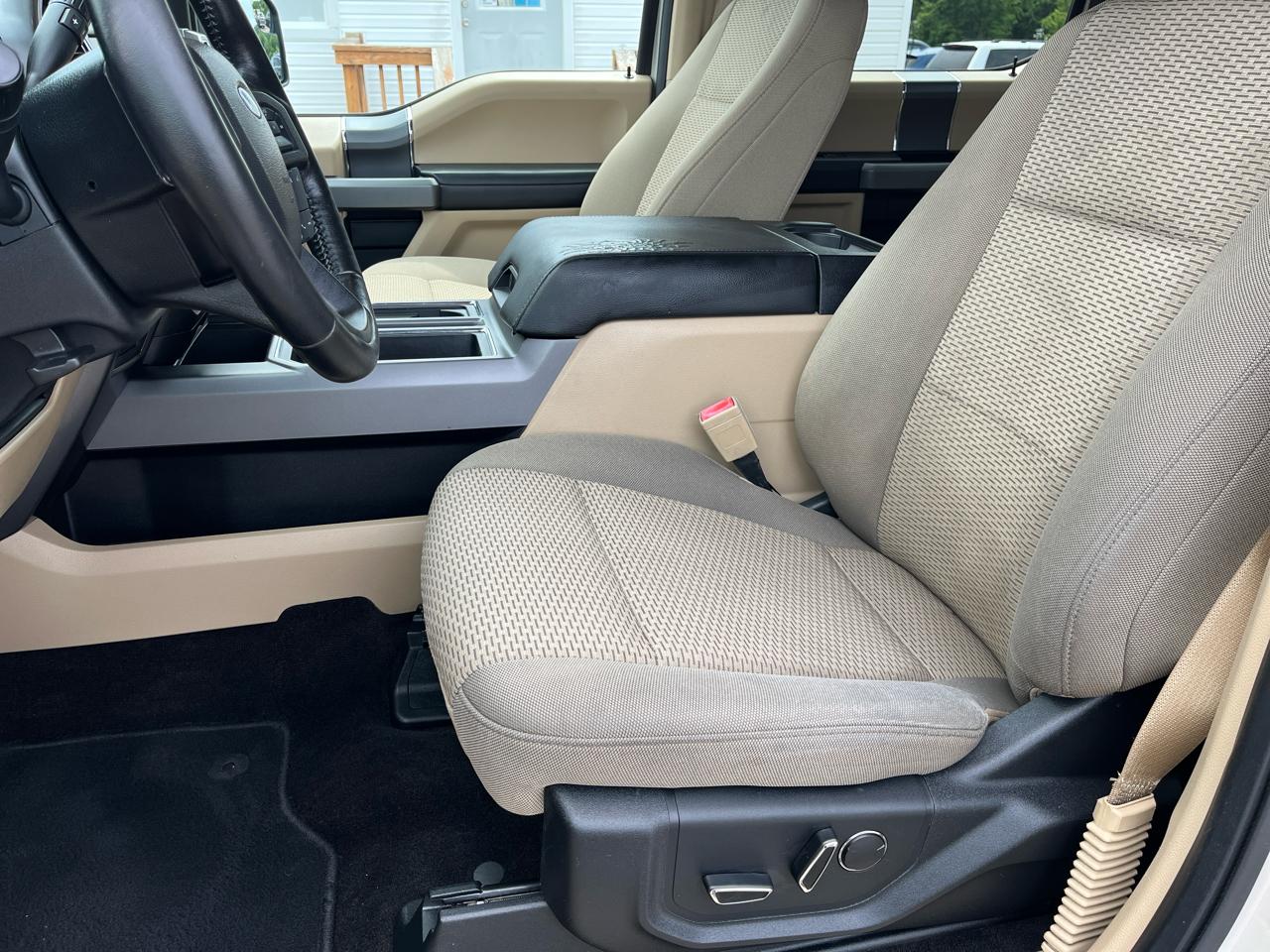 Ford F-150 XLT 2WD SuperCrew 5.5' Box 2018