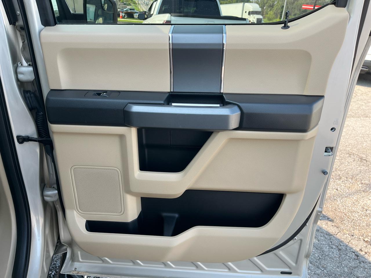 Ford F-150 XLT 2WD SuperCrew 5.5' Box 2018