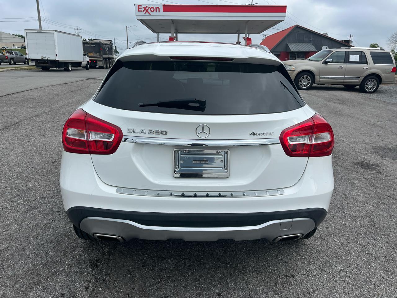 Mercedes-Benz GLA GLA 250 4MATIC SUV 2018