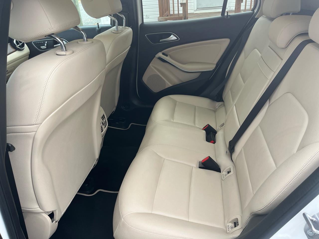 Mercedes-Benz GLA GLA 250 4MATIC SUV 2018