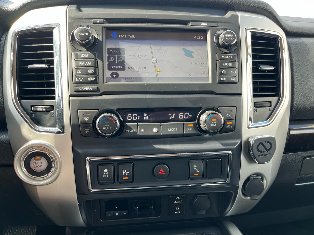 Nissan Titan XD 4x2 Gas Crew Cab SV 2017