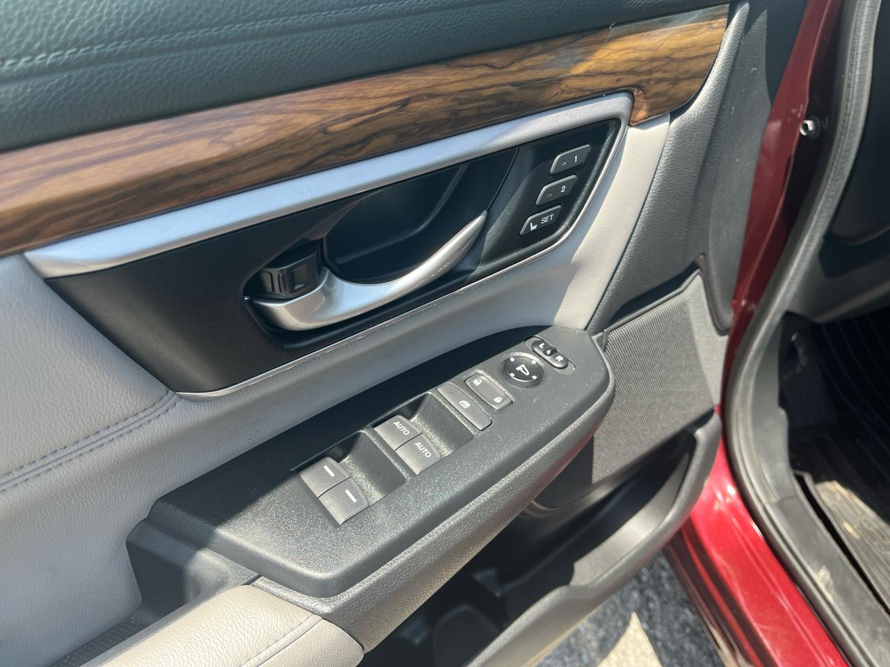 Honda CR-V Touring 2WD 2018