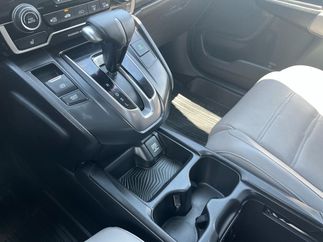 Honda CR-V Touring 2WD 2018
