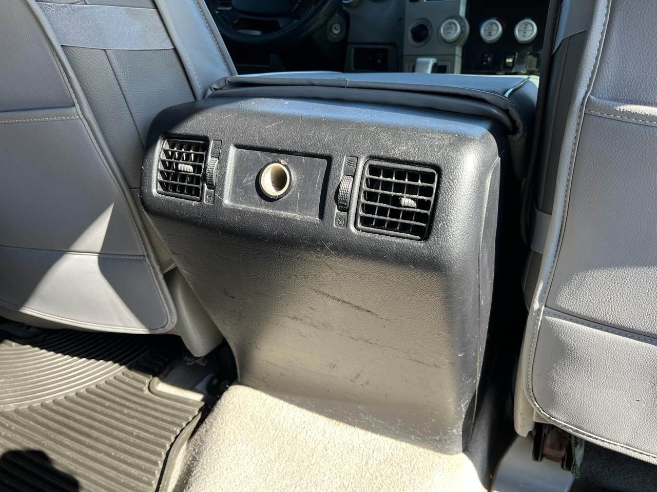 Toyota Tundra 4WD Truck CrewMax 5.7L V8 6-Spd AT LTD (Natl) 2008