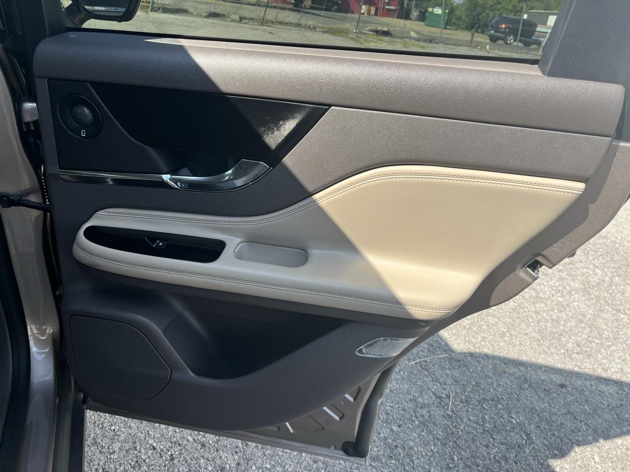 Lincoln Corsair Reserve FWD 2020
