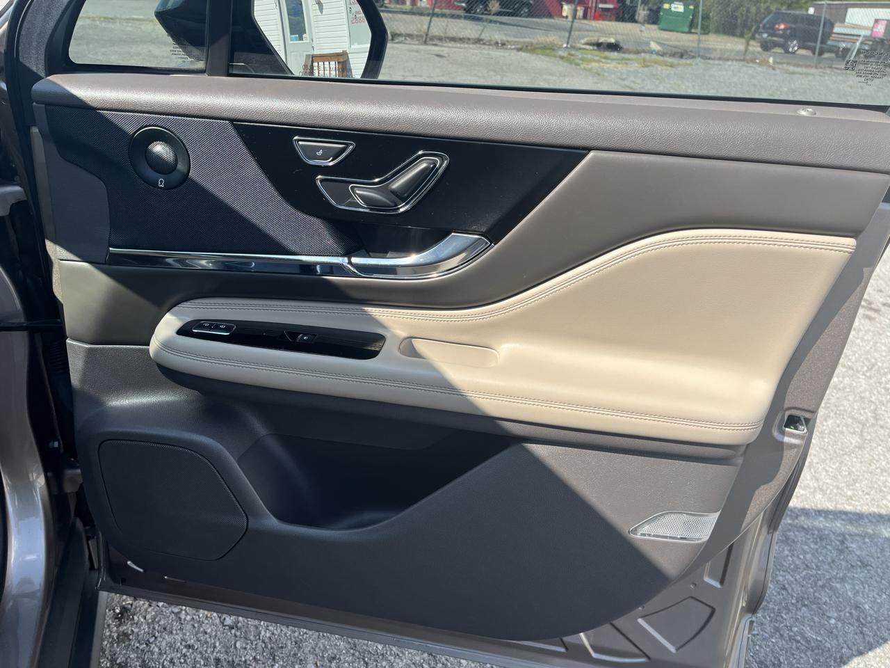 Lincoln Corsair Reserve FWD 2020