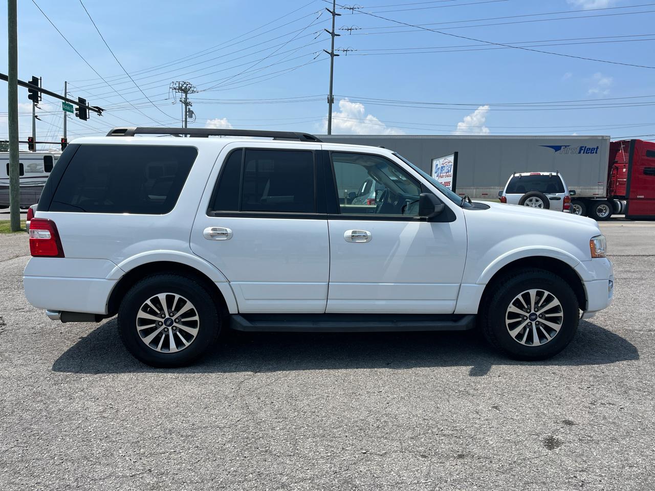 Ford Expedition XLT 4x2 2017