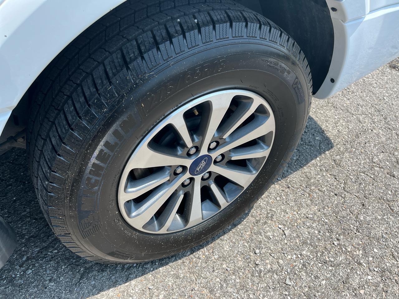 Ford Expedition XLT 4x2 2017