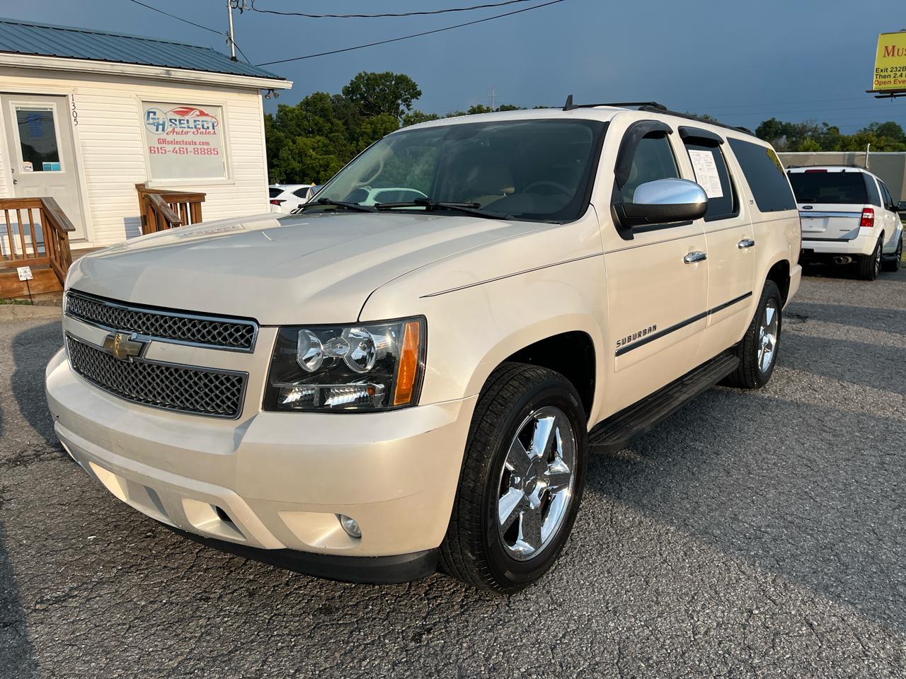 Chevrolet Suburban 2WD 4dr 1500 LTZ 2011