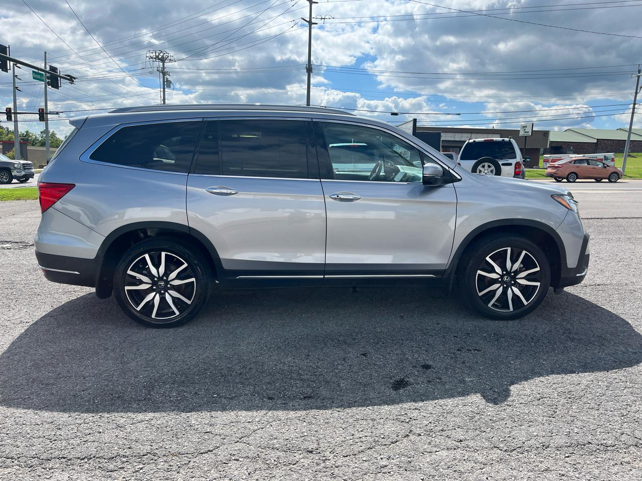 Honda Pilot Touring 7-Passenger 2WD 2021