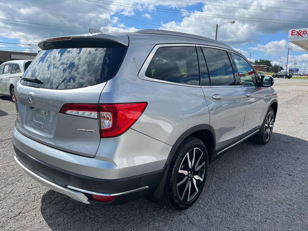 Honda Pilot Touring 7-Passenger 2WD 2021