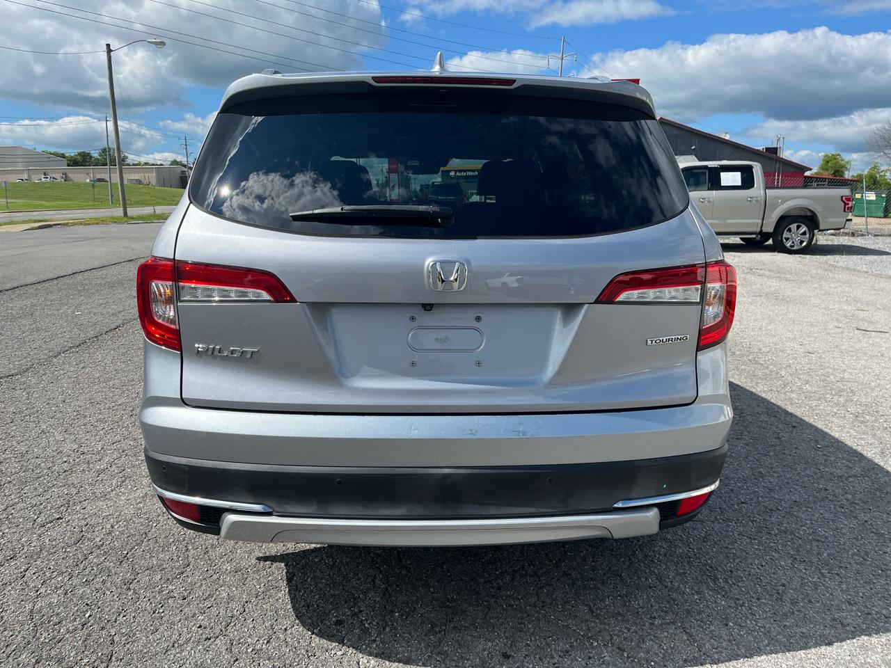 Honda Pilot Touring 7-Passenger 2WD 2021