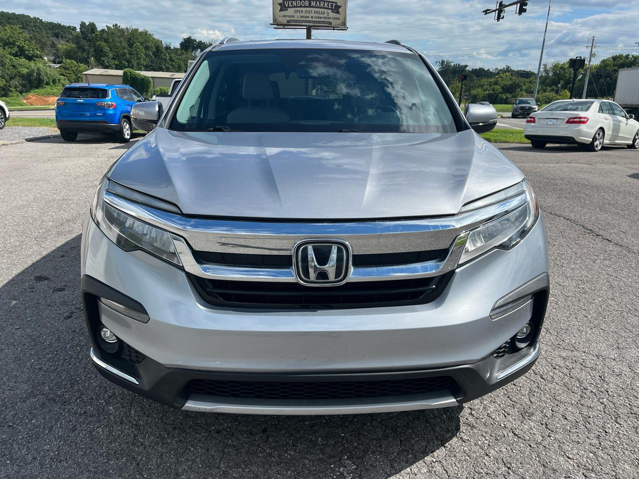 Honda Pilot Touring 7-Passenger 2WD 2021