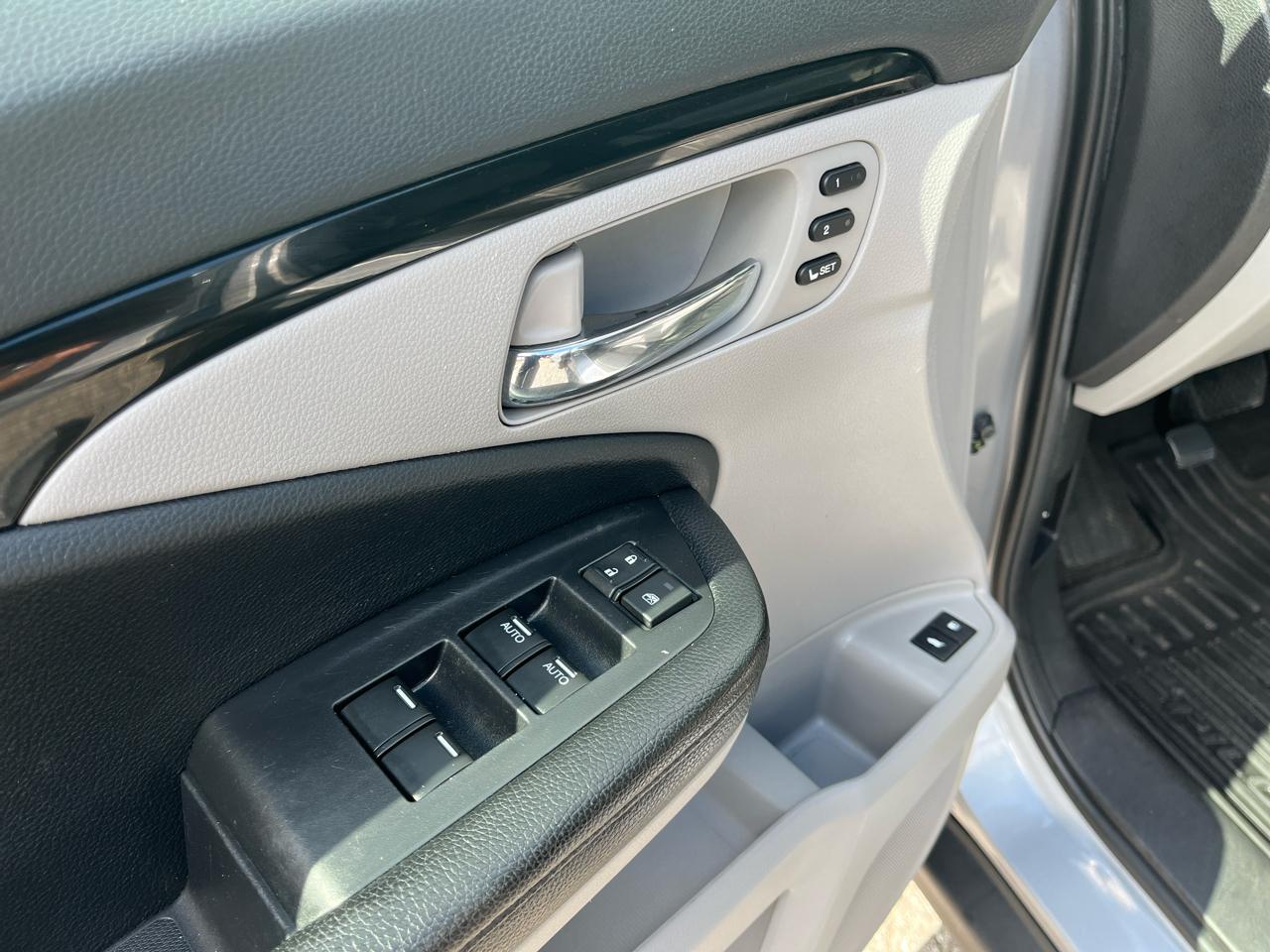 Honda Pilot Touring 7-Passenger 2WD 2021