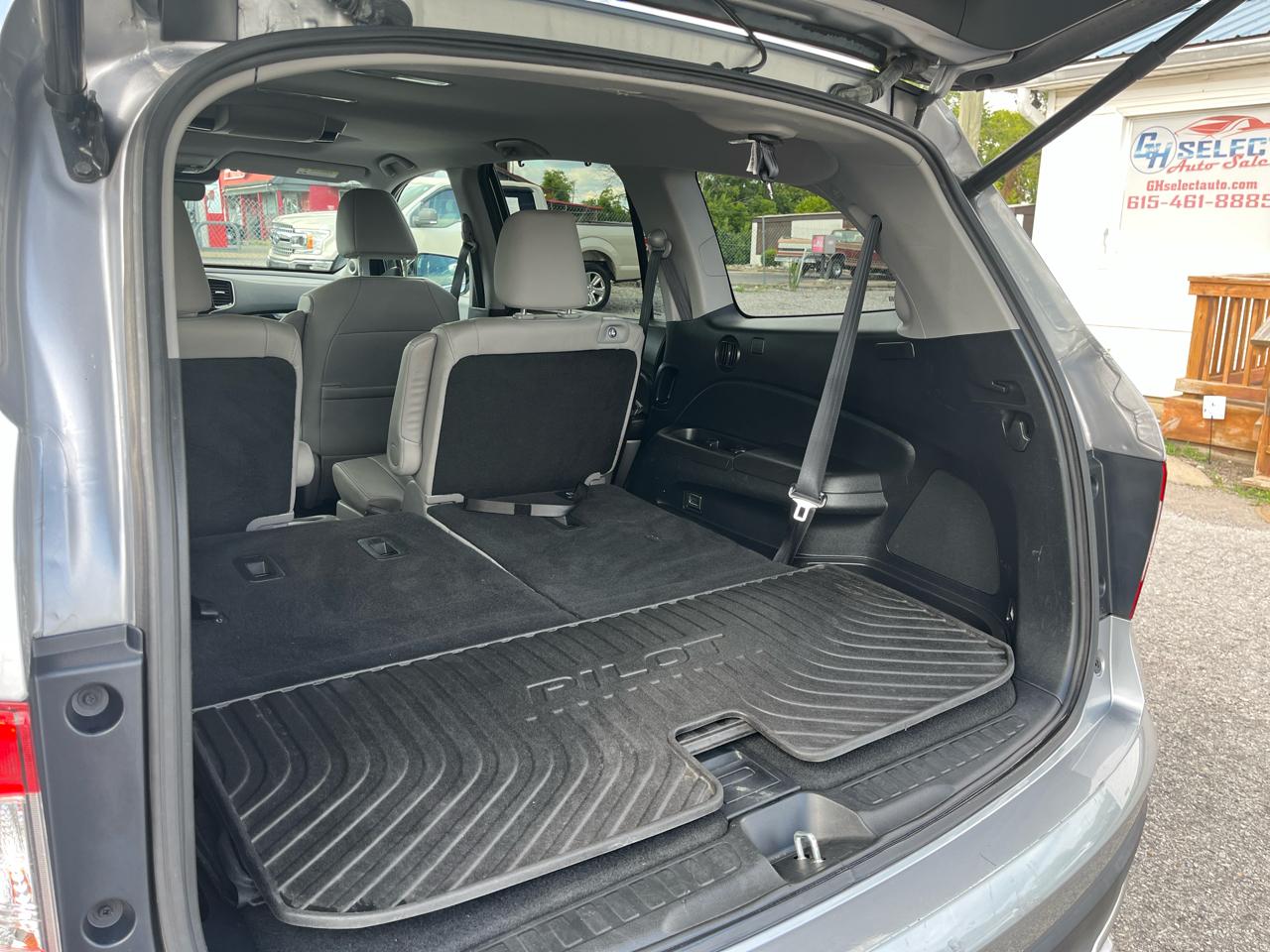 Honda Pilot Touring 7-Passenger 2WD 2021