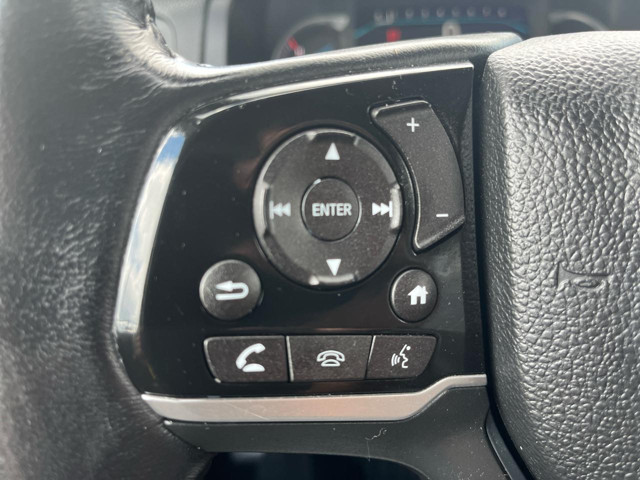 Honda Pilot Touring 7-Passenger 2WD 2021