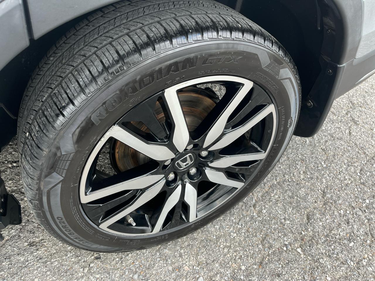 Honda Pilot Touring 7-Passenger 2WD 2021