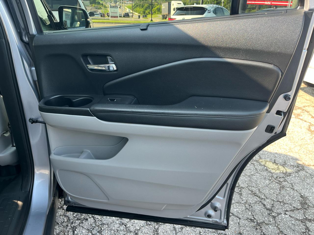 Honda Pilot Touring 7-Passenger 2WD 2021