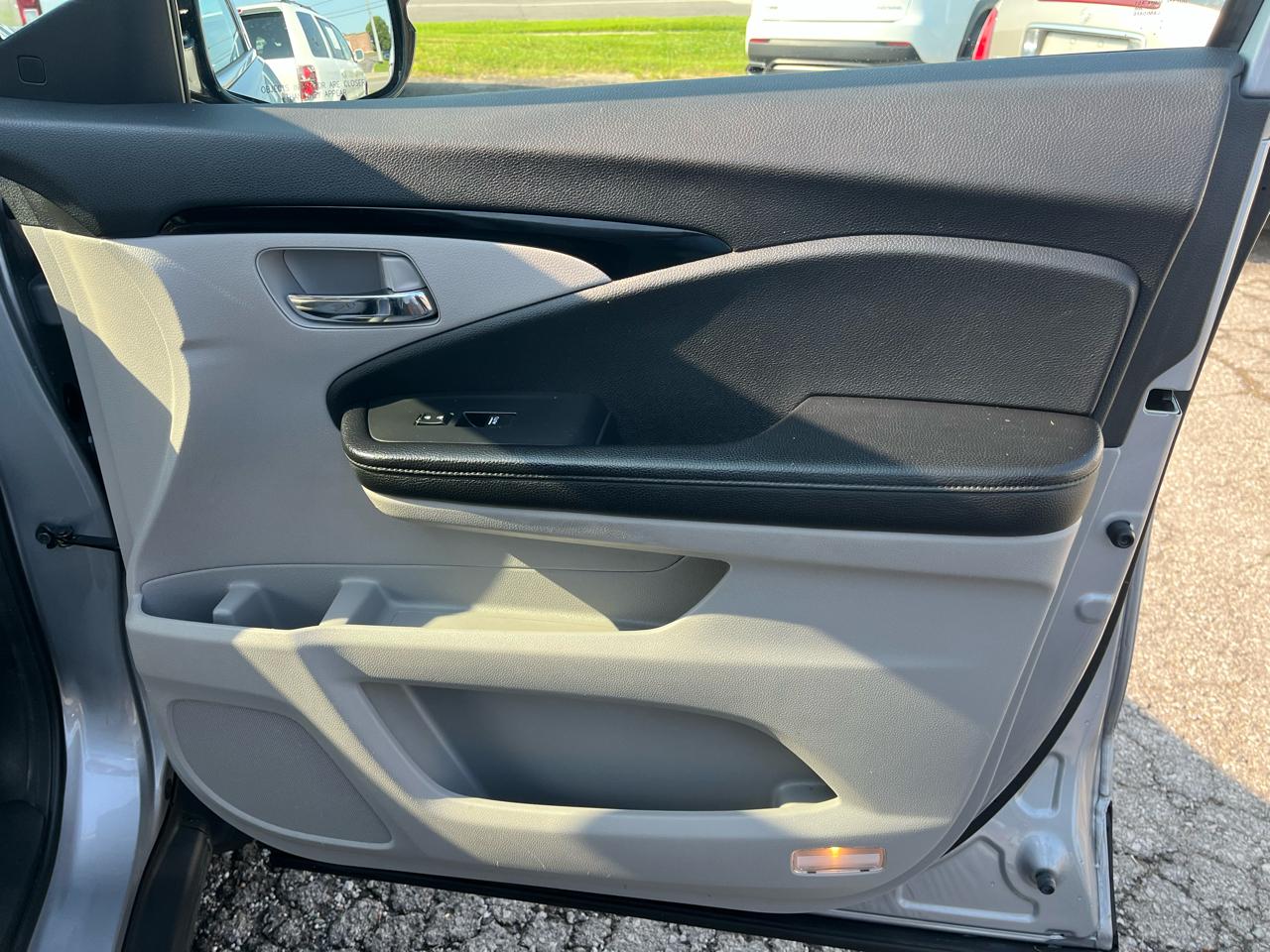 Honda Pilot Touring 7-Passenger 2WD 2021