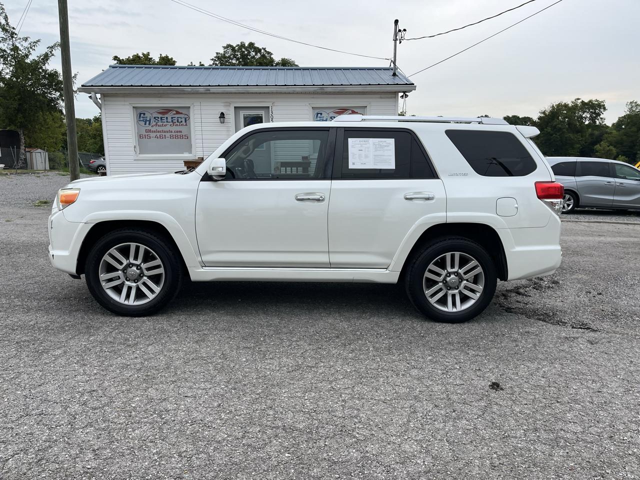 Toyota 4Runner RWD 4dr V6 Limited (Natl) 2011