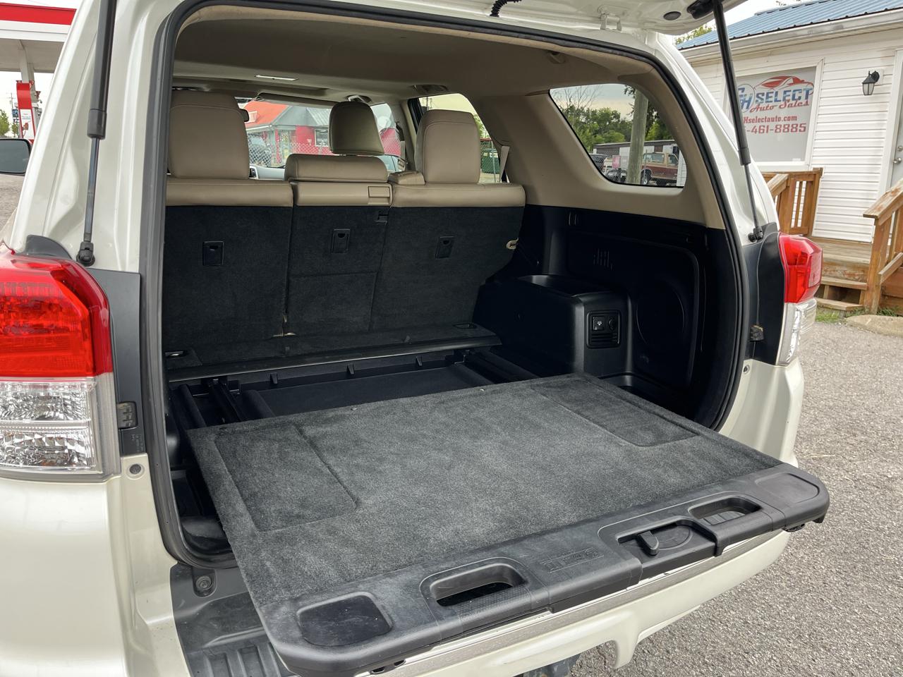 Toyota 4Runner RWD 4dr V6 Limited (Natl) 2011
