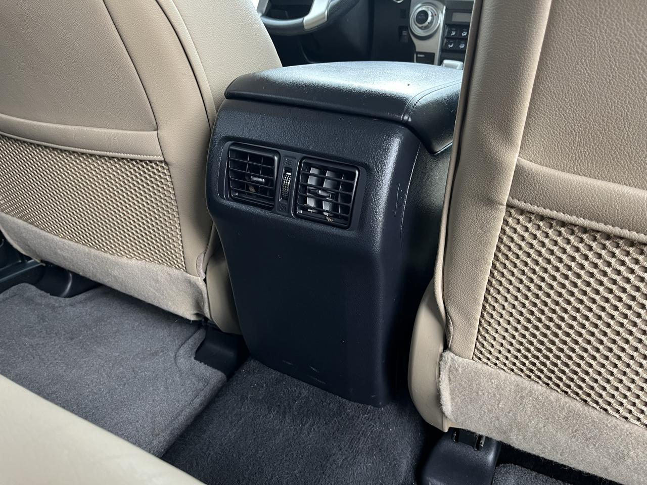 Toyota 4Runner RWD 4dr V6 Limited (Natl) 2011