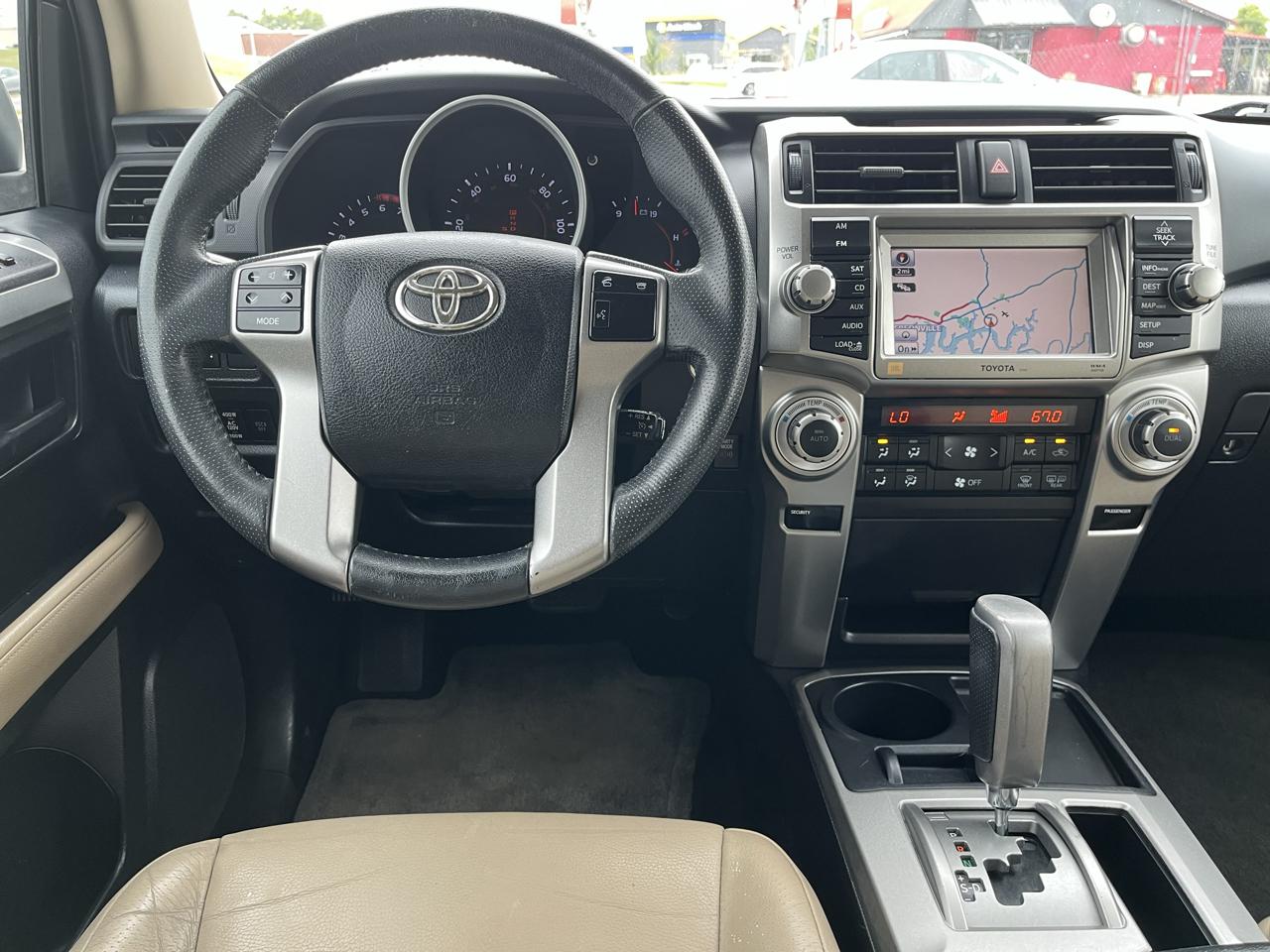 Toyota 4Runner RWD 4dr V6 Limited (Natl) 2011