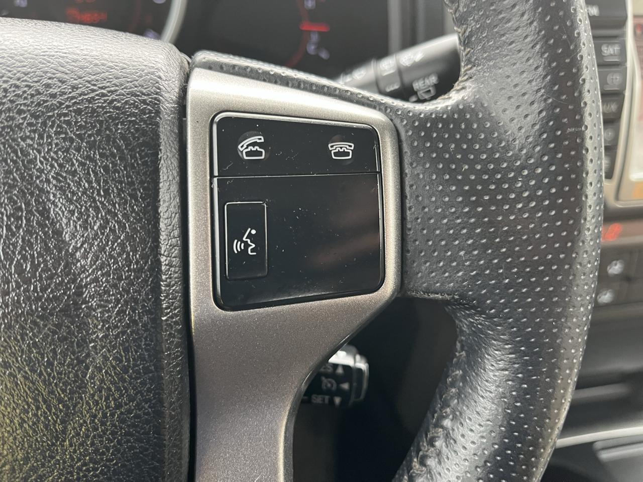 Toyota 4Runner RWD 4dr V6 Limited (Natl) 2011