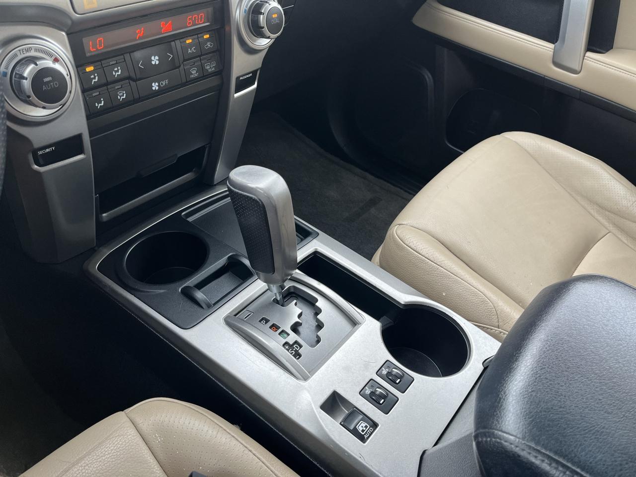 Toyota 4Runner RWD 4dr V6 Limited (Natl) 2011