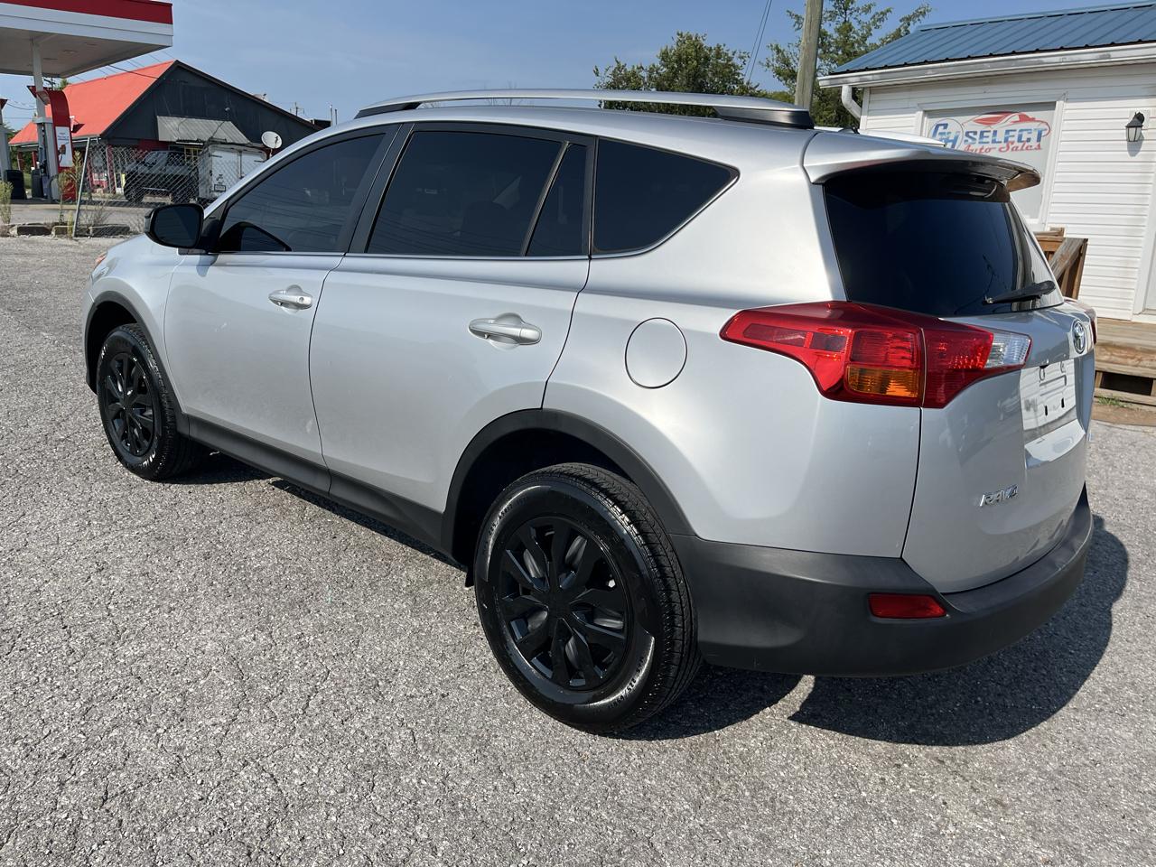 Toyota RAV4 FWD 4dr LE (Natl) 2014