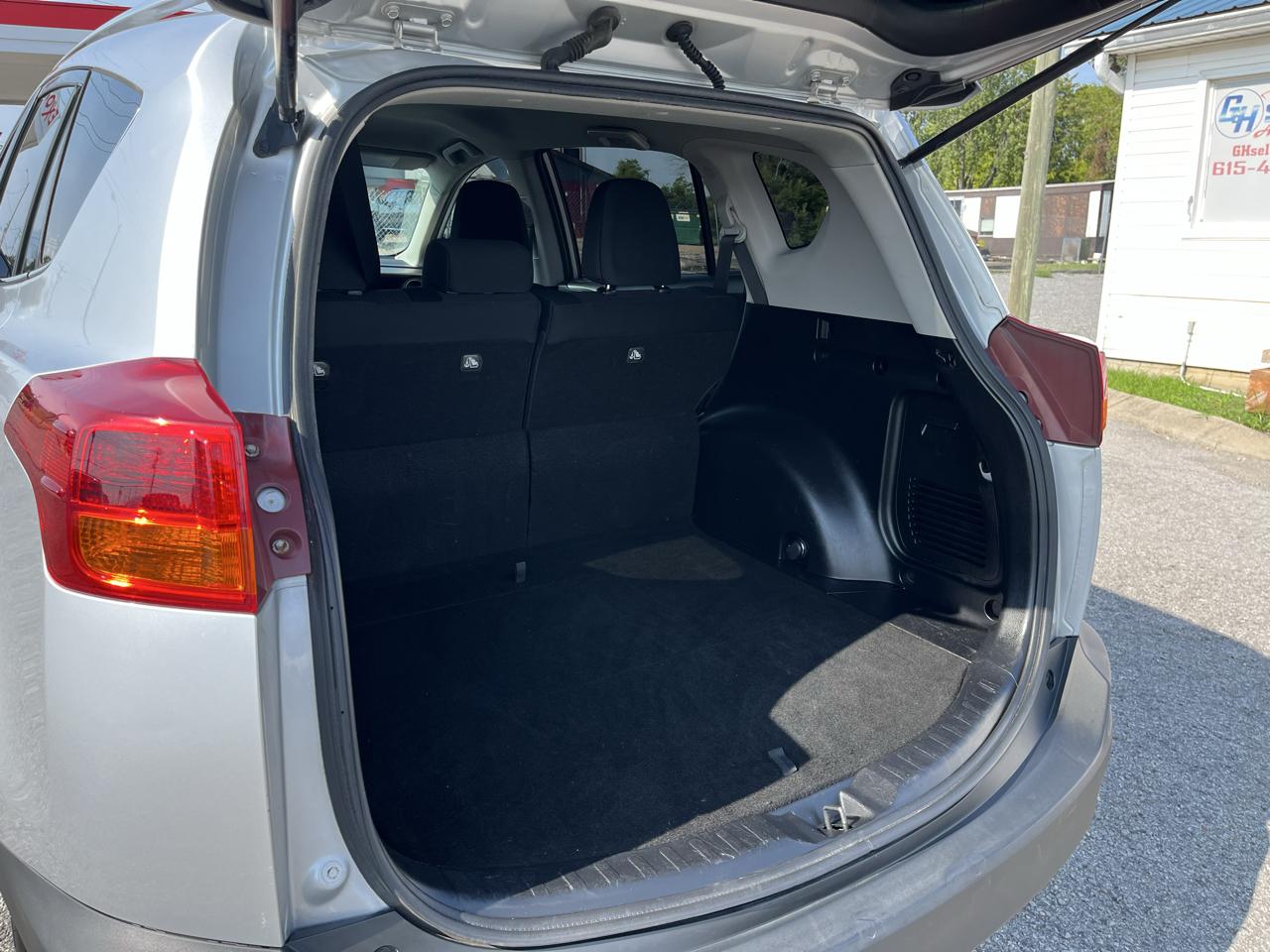 Toyota RAV4 FWD 4dr LE (Natl) 2014