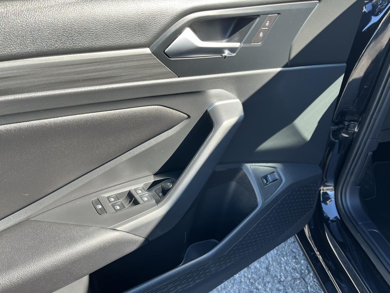 Volkswagen Jetta SEL Auto w/SULEV 2019