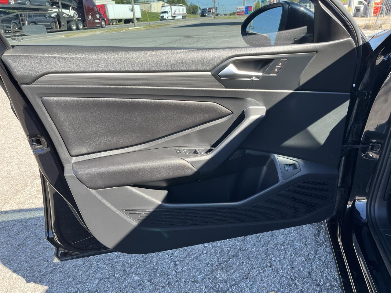 Volkswagen Jetta SEL Auto w/SULEV 2019