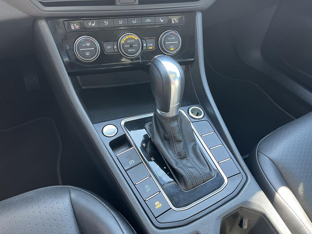 Volkswagen Jetta SEL Auto w/SULEV 2019