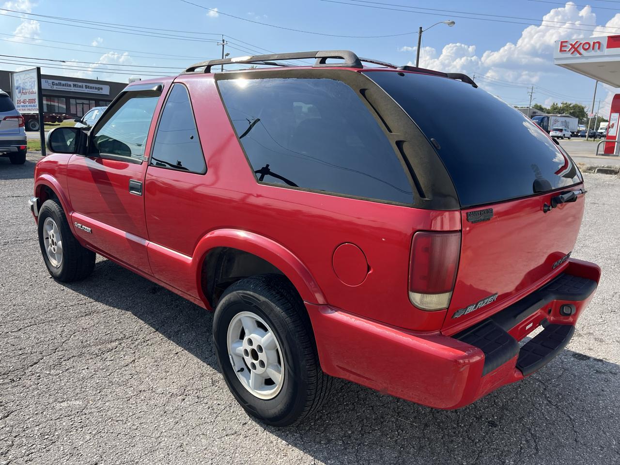 Chevrolet Blazer 2dr 4WD LS 2000