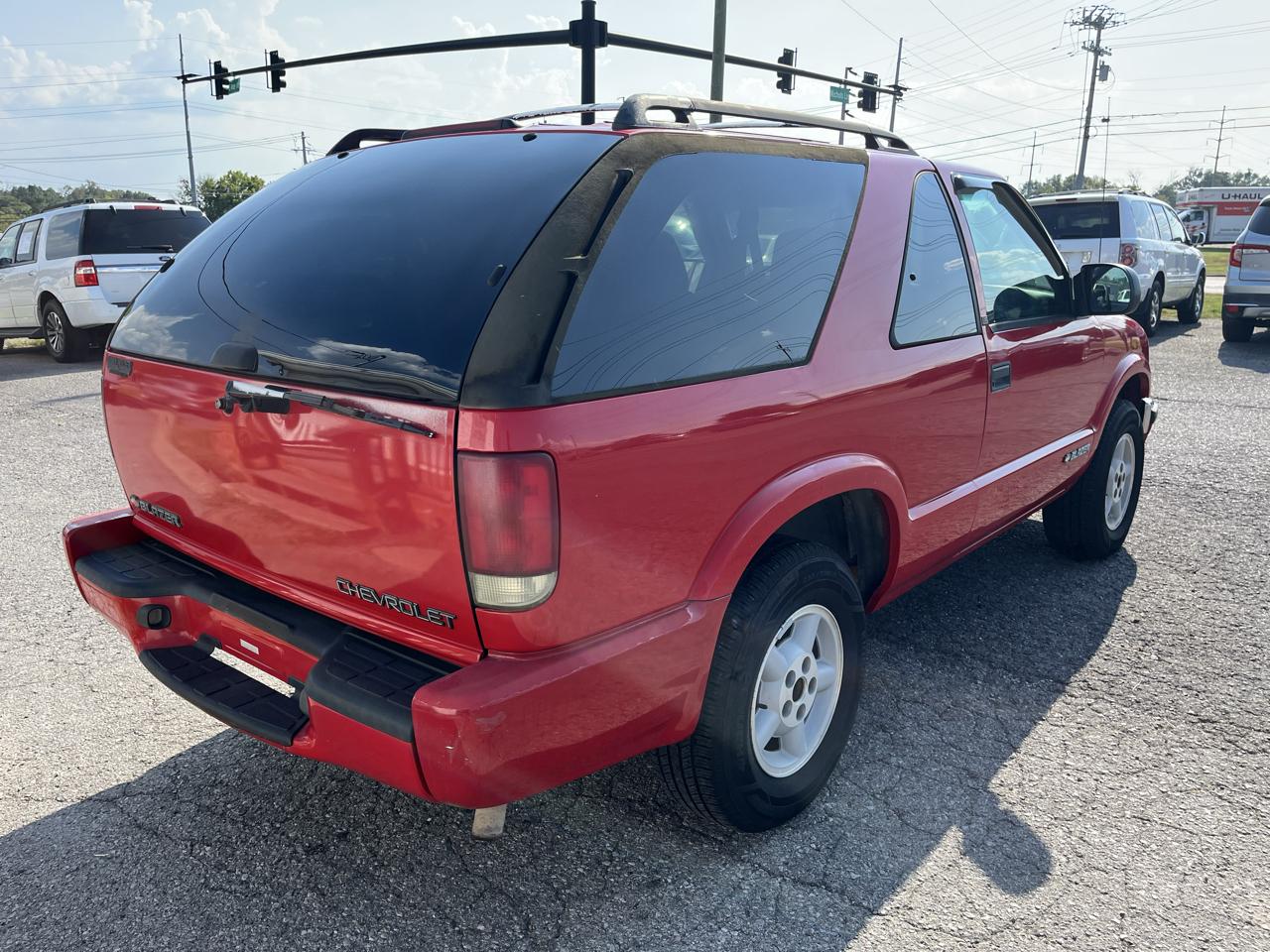 Chevrolet Blazer 2dr 4WD LS 2000
