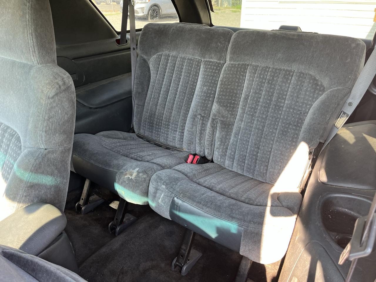 Chevrolet Blazer 2dr 4WD LS 2000