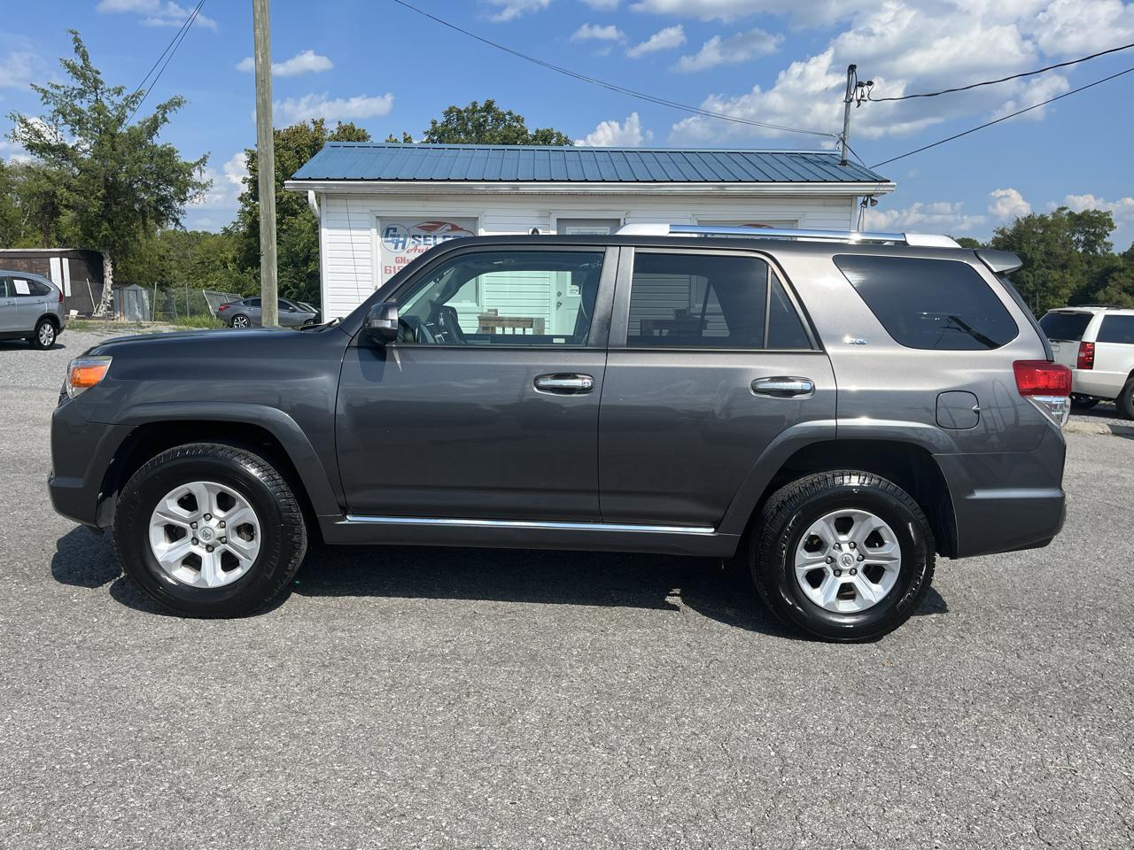 Toyota 4Runner 4WD 4dr V6 Trail (Natl) 2011