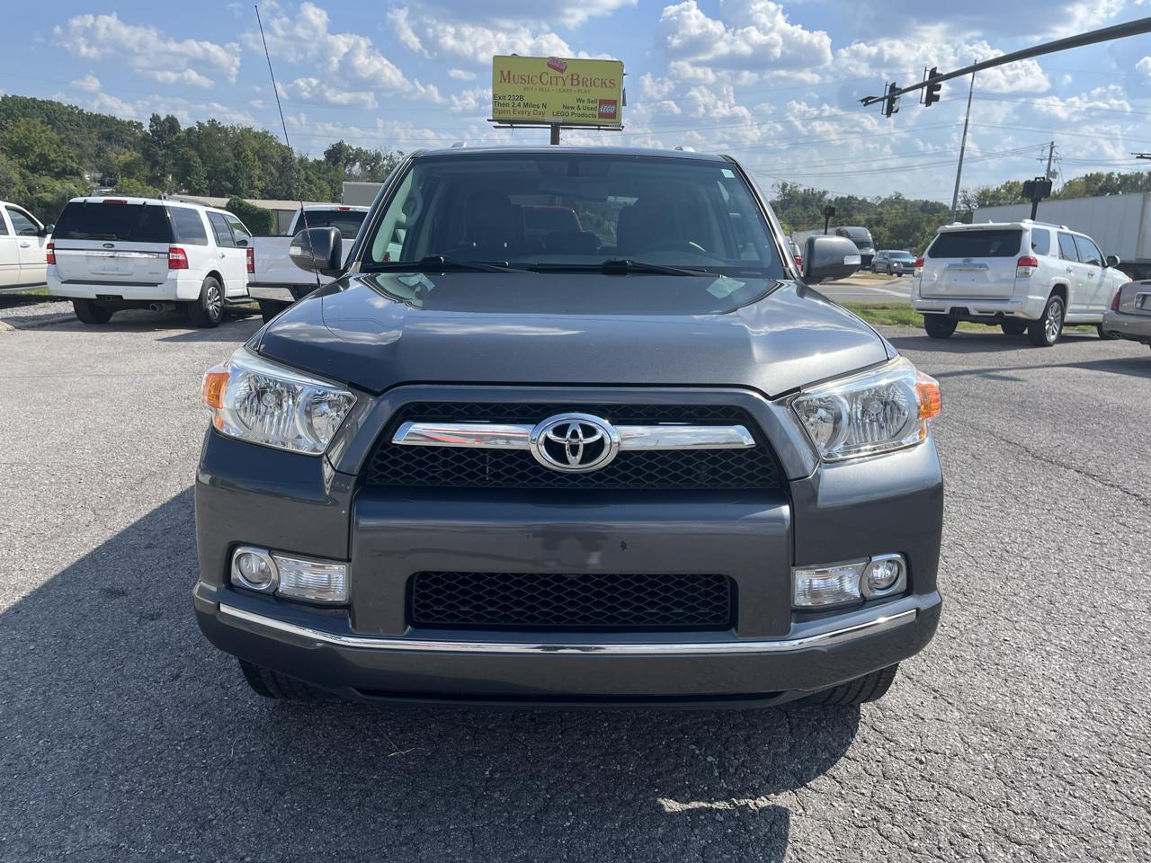 Toyota 4Runner 4WD 4dr V6 Trail (Natl) 2011