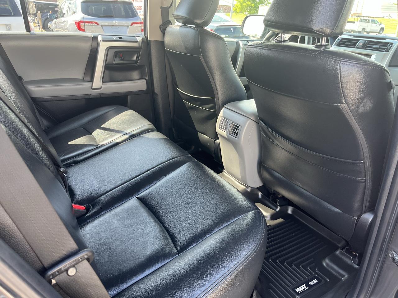 Toyota 4Runner 4WD 4dr V6 Trail (Natl) 2011