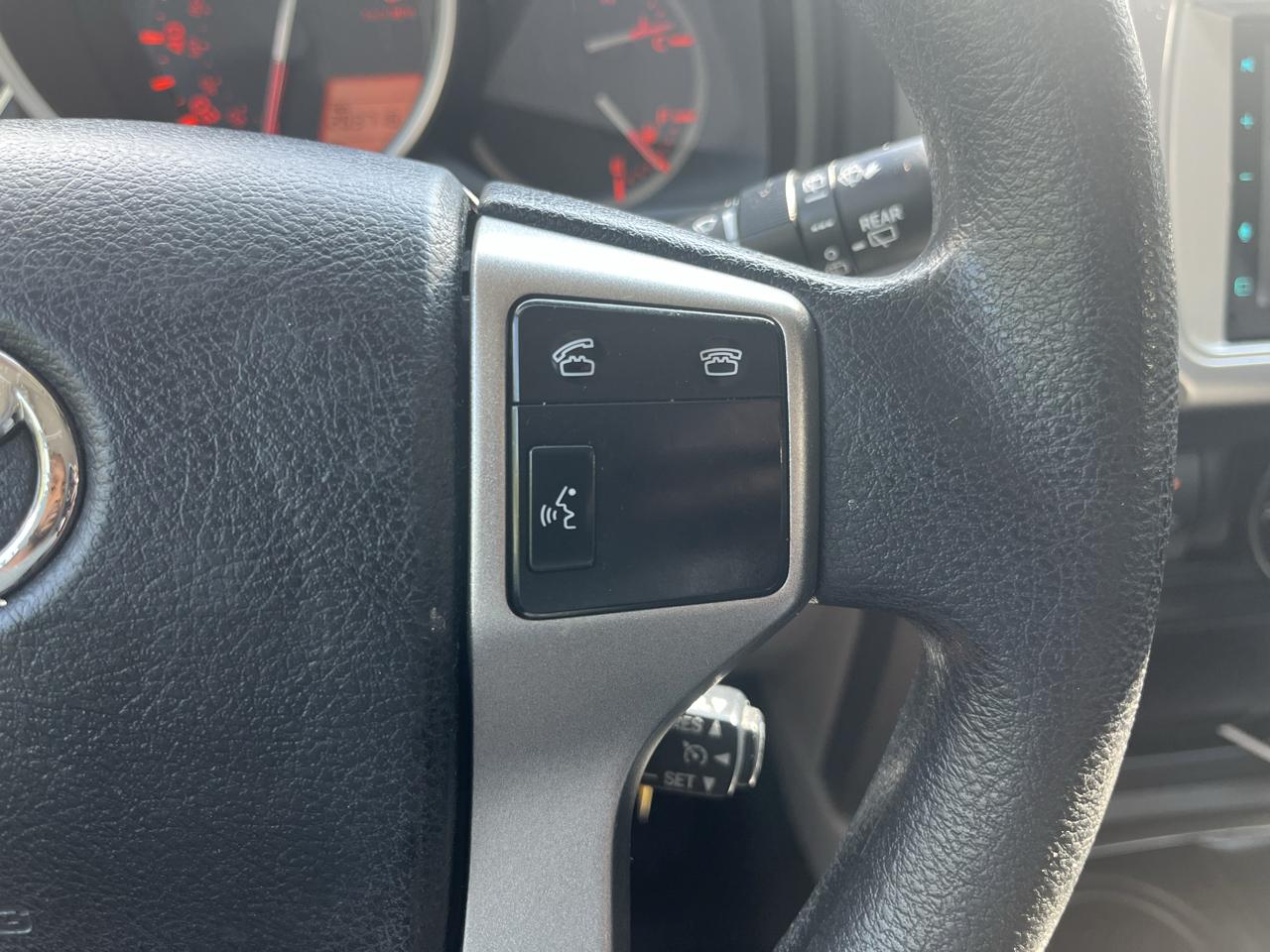 Toyota 4Runner 4WD 4dr V6 Trail (Natl) 2011