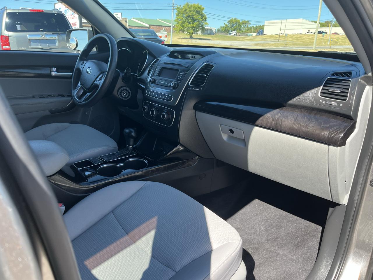 Kia Sorento 2WD 4dr I4 LX 2014