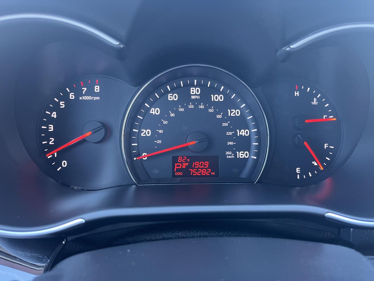 Kia Sorento 2WD 4dr I4 LX 2014