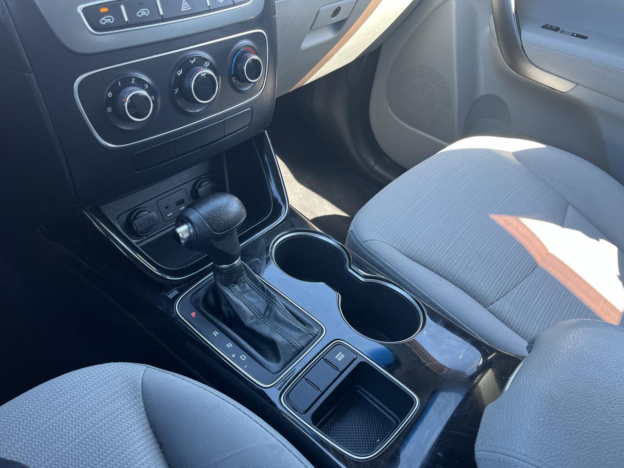 Kia Sorento 2WD 4dr I4 LX 2014