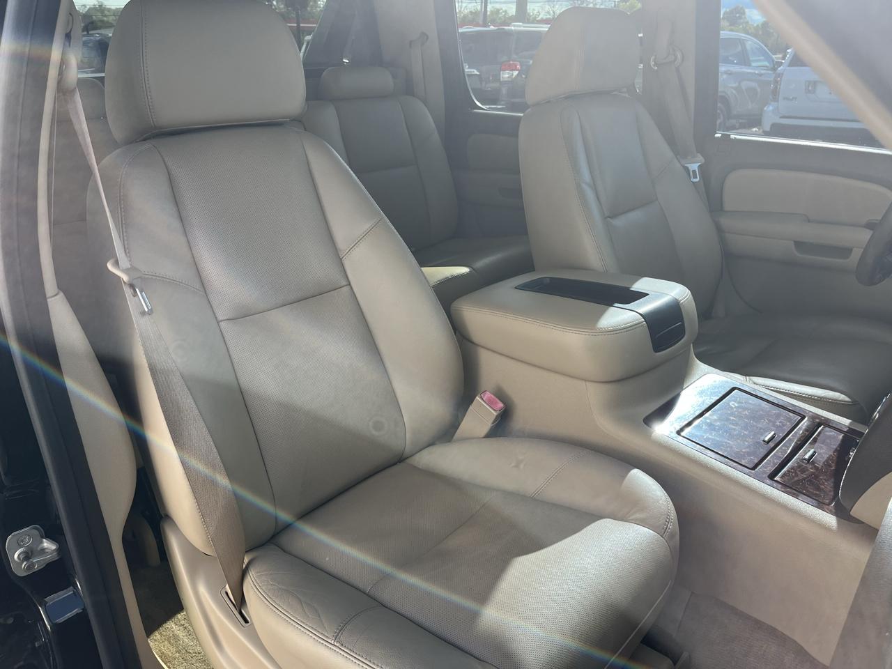 Chevrolet Avalanche 2WD Crew Cab 130" LTZ 2009