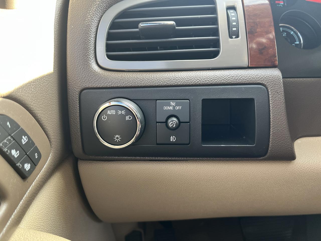 Chevrolet Avalanche 2WD Crew Cab 130" LTZ 2009