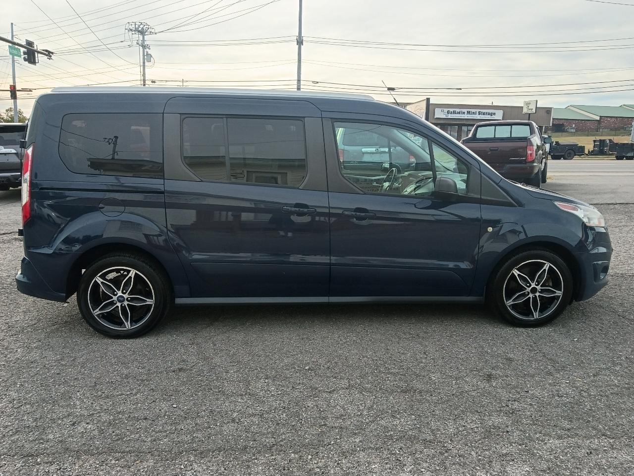 Ford Transit Connect Wagon XLT LWB w/Rear Symmetrical Doors 2018