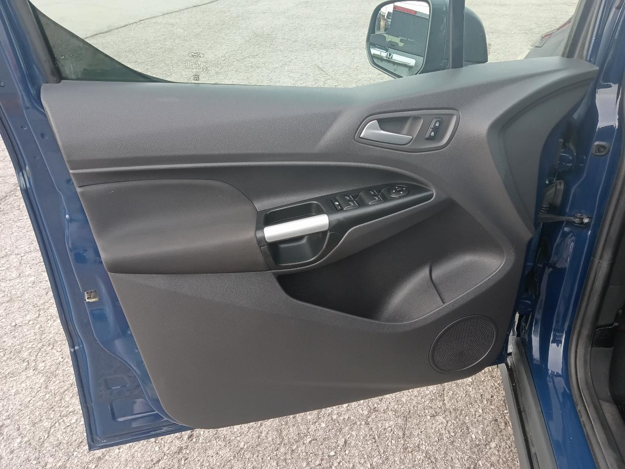 Ford Transit Connect Wagon XLT LWB w/Rear Symmetrical Doors 2018