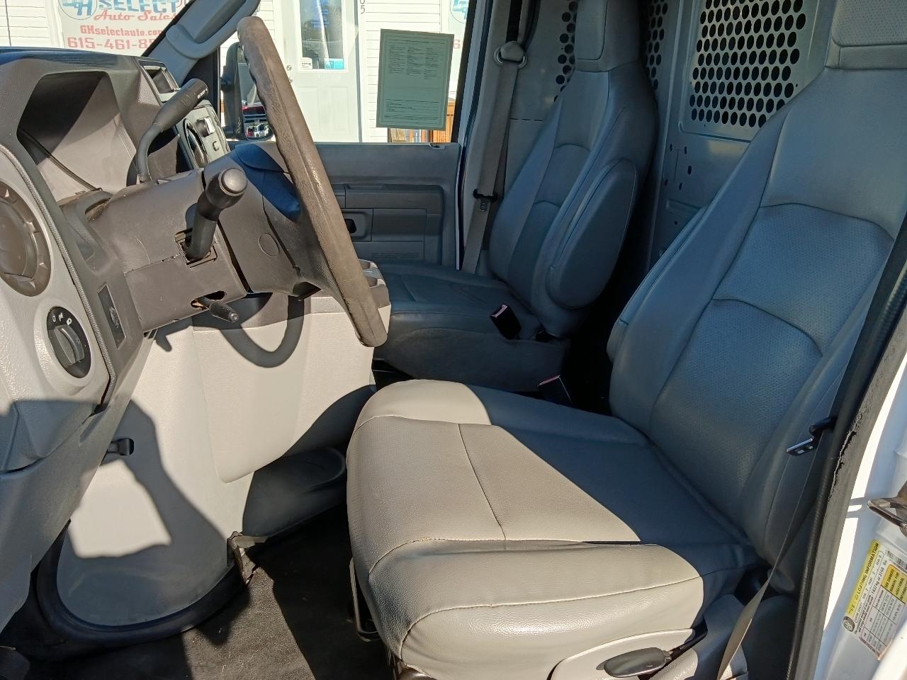 Ford Econoline Cargo Van E-150 Commercial 2014